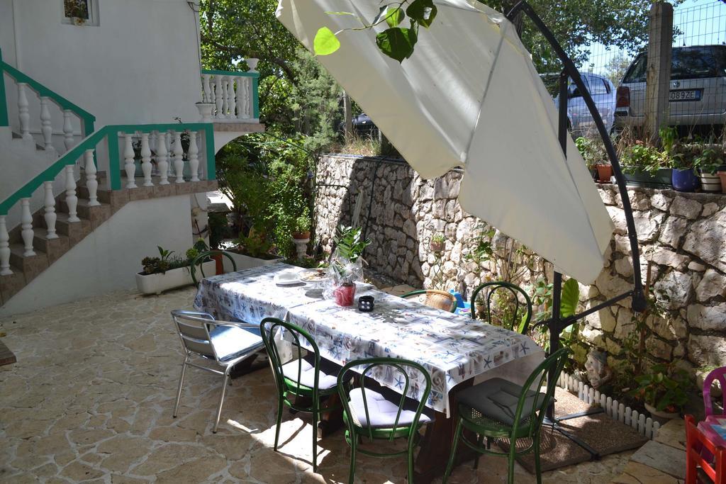 Apartmani Jenny I Tania Lopar Esterno foto
